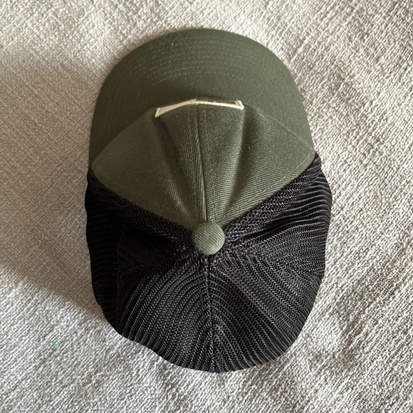 Hurley forest green hat in flexfit - Picture 3 of 7